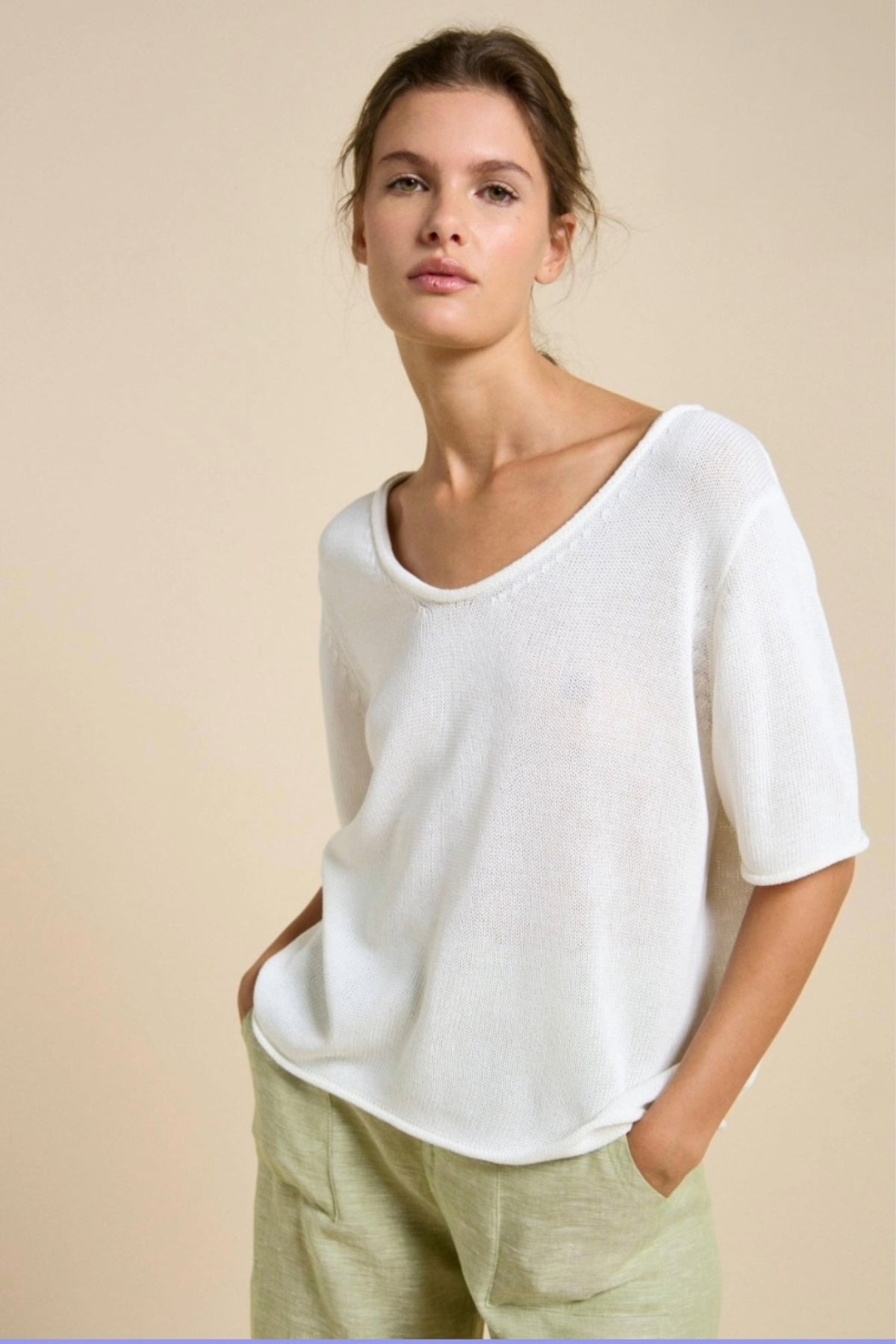 Scoop Spring Tee - White – Armadi
