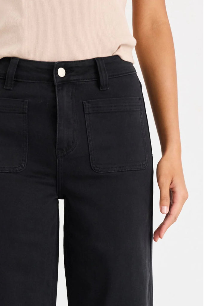 Zoey Pocket Jean - Black - Armadi - Among the Brave - Jeans
